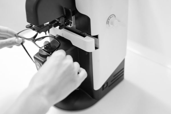 Optische Industrie - Unsere Bauteile von Blaesing CNC in Limeshain